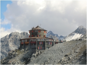 Tibethaus auf dem Stilfser Joch